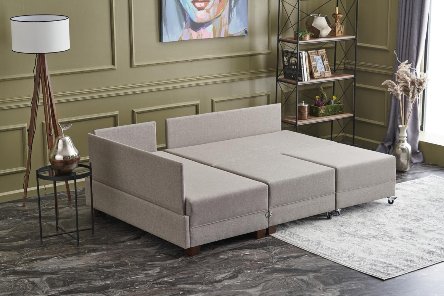 Entdecken Sie das Fly Left Bettsofa in Sahne – stilvolles Design trifft auf vielseitige Nutzung als gemütliches Bett und elegantes Sofa.