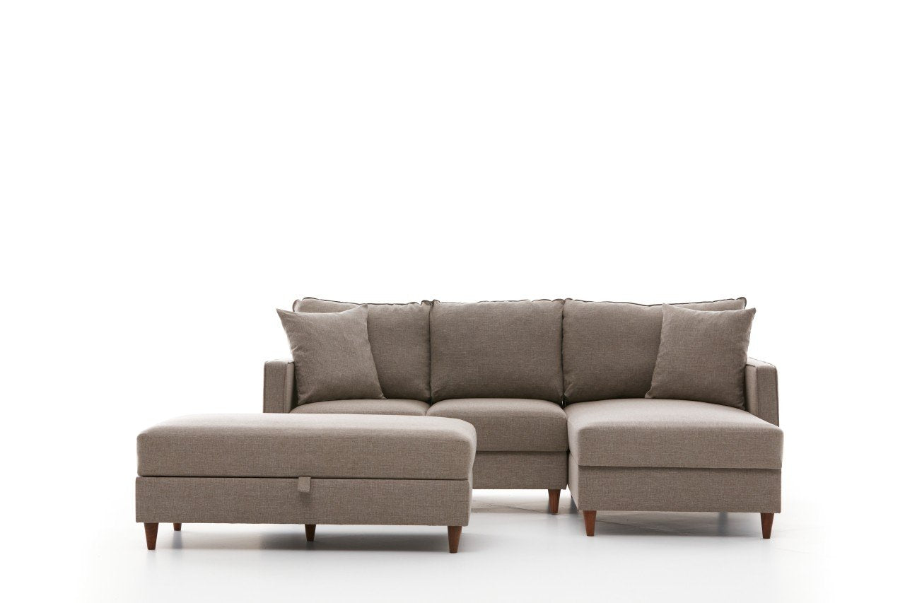 Entdecken Sie das Eva Right Ecksofa in Sahne von Atelier Del Sofa. Stilvolles Design und erstklassiger Komfort für Ihr Zuhause!