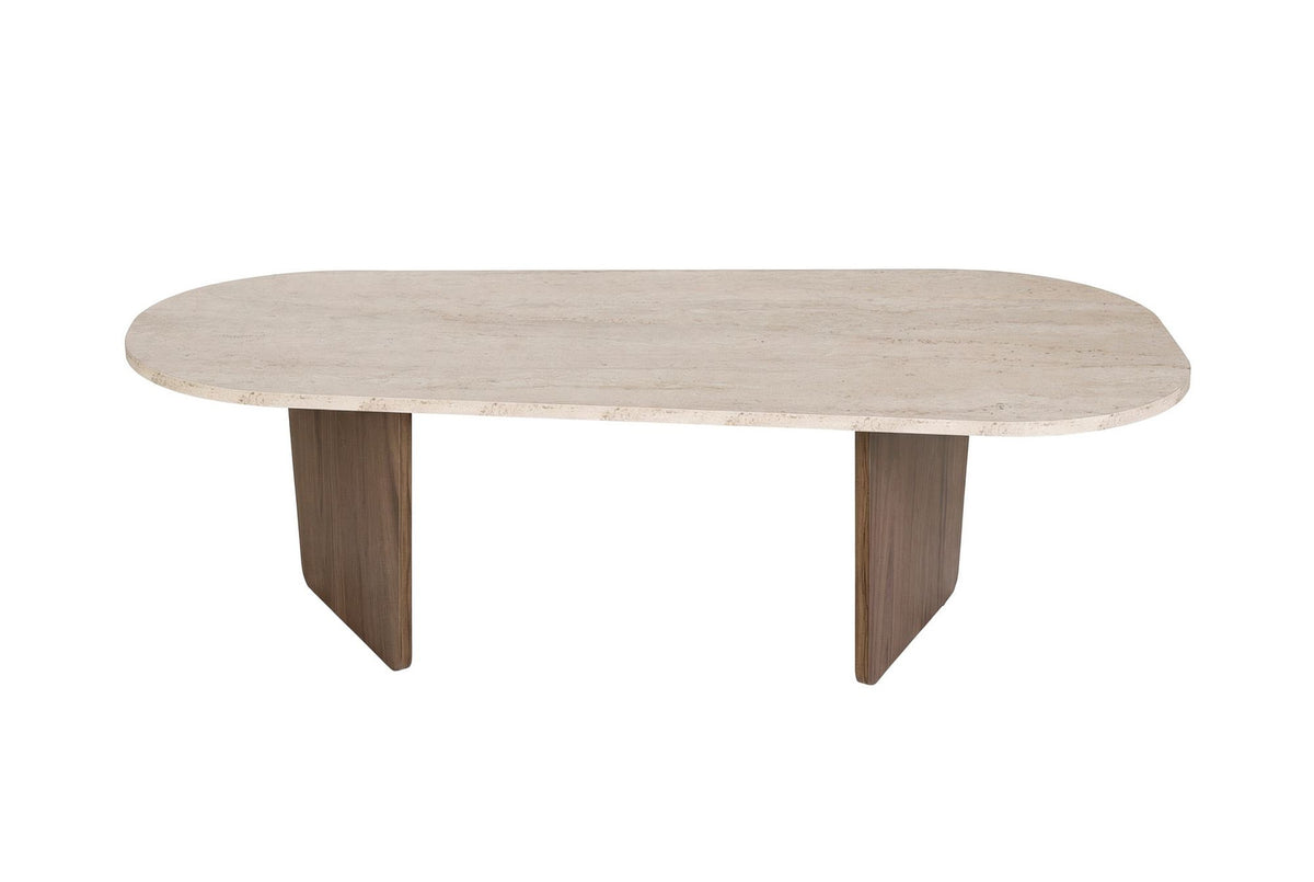 Ovaler Couchtisch aus melaminbeschichteter Spanplatte in Travertin-Optik mit Venezia-Nussbaum-Dekor, Masse 130x65x40cm.