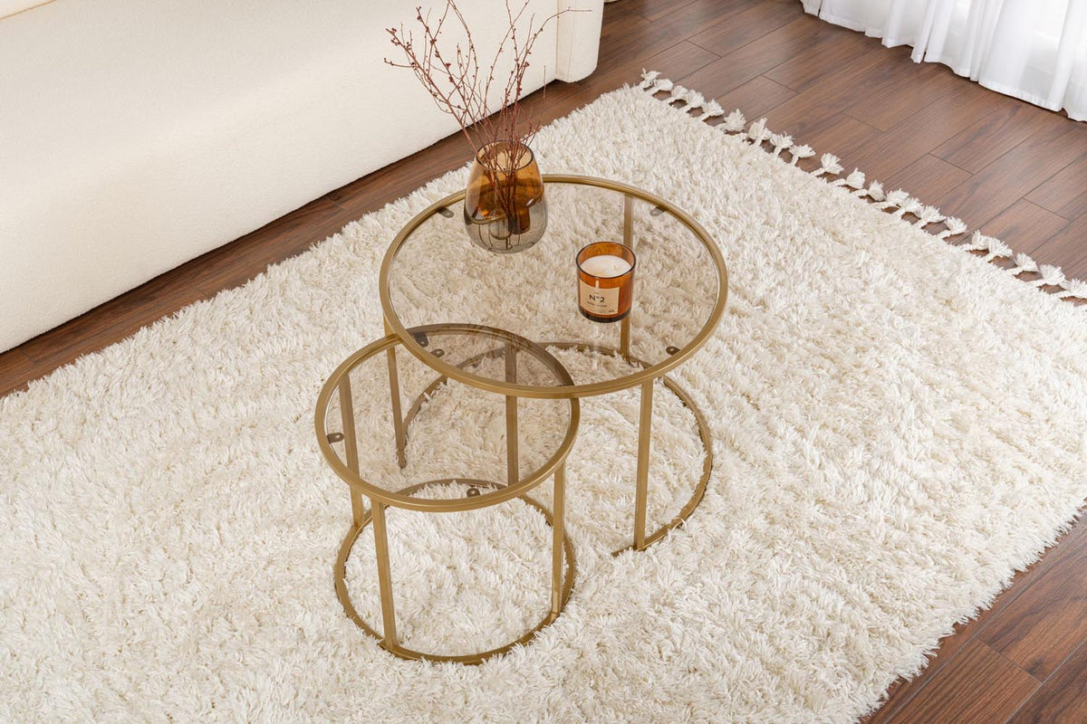 Aurum Sofatisch - Gold
Bronze in Gold
Bronze präsentiert im Onlineshop von KAQTU Design AG. Couchtisch ist von Nordure