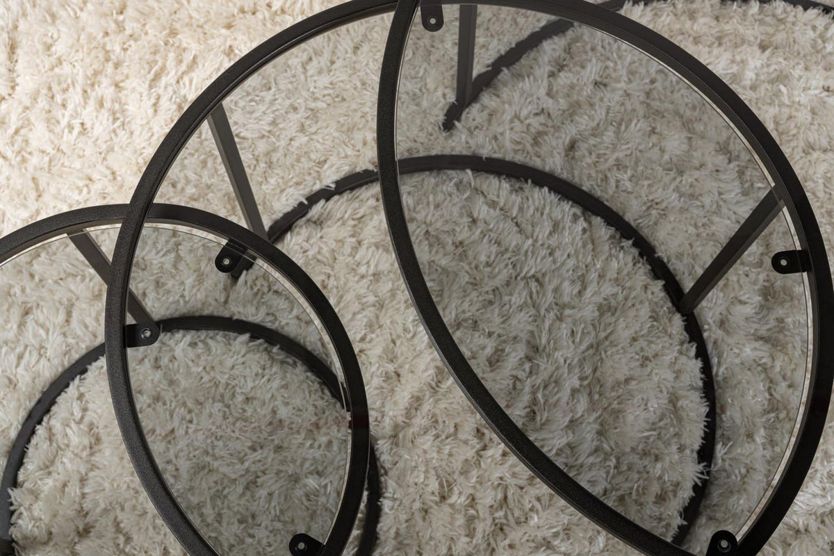 Aurum Sofatisch - Schwarz
Grau in Schwarz
Grau präsentiert im Onlineshop von KAQTU Design AG. Couchtisch ist von Nordure
