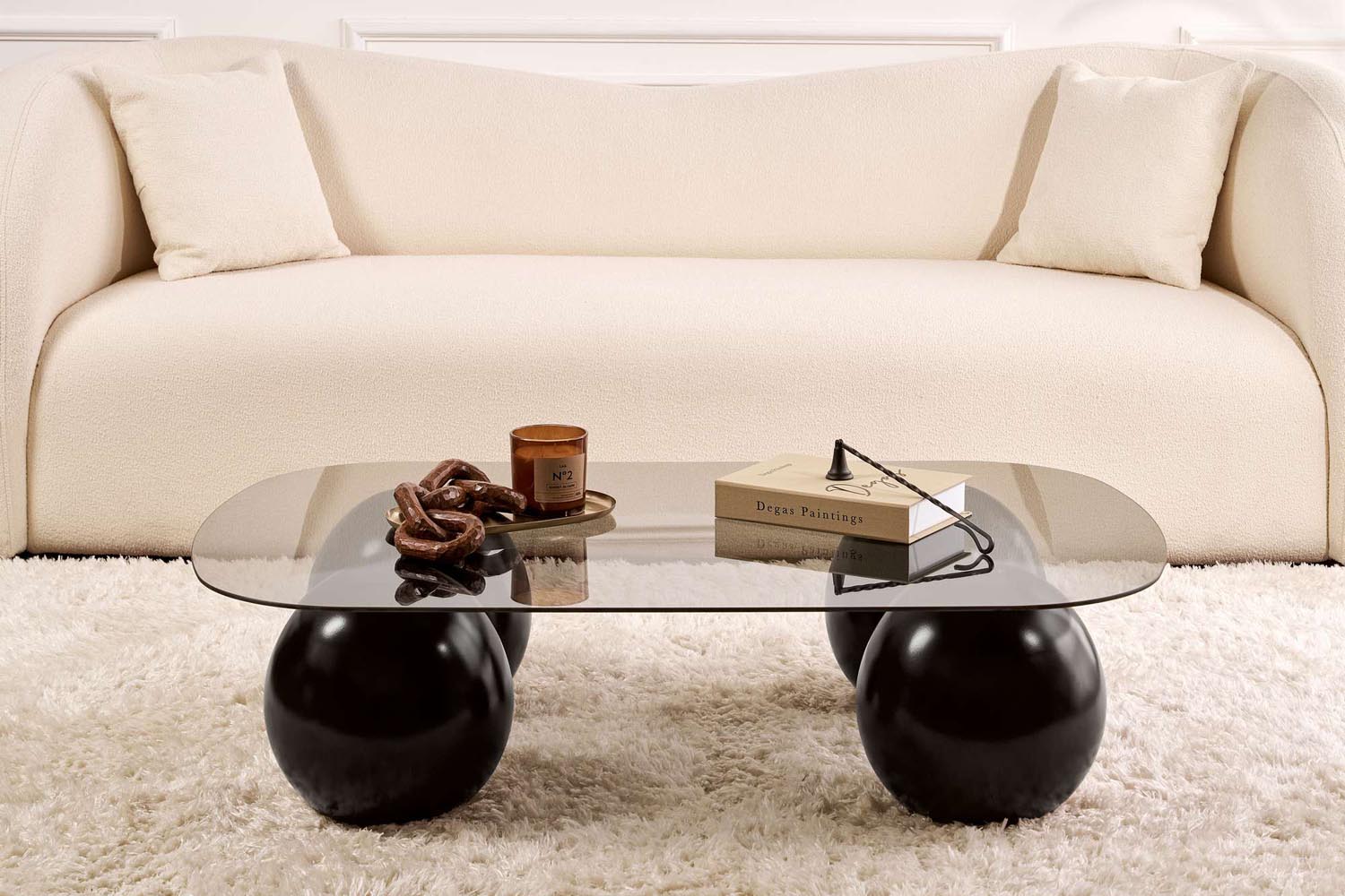 Erleben Sie den Evara Sofatisch in Schwarz und Grau von Nordure – ein eleganter Couchtisch, der Stil und Funktionalität perfekt kombiniert.