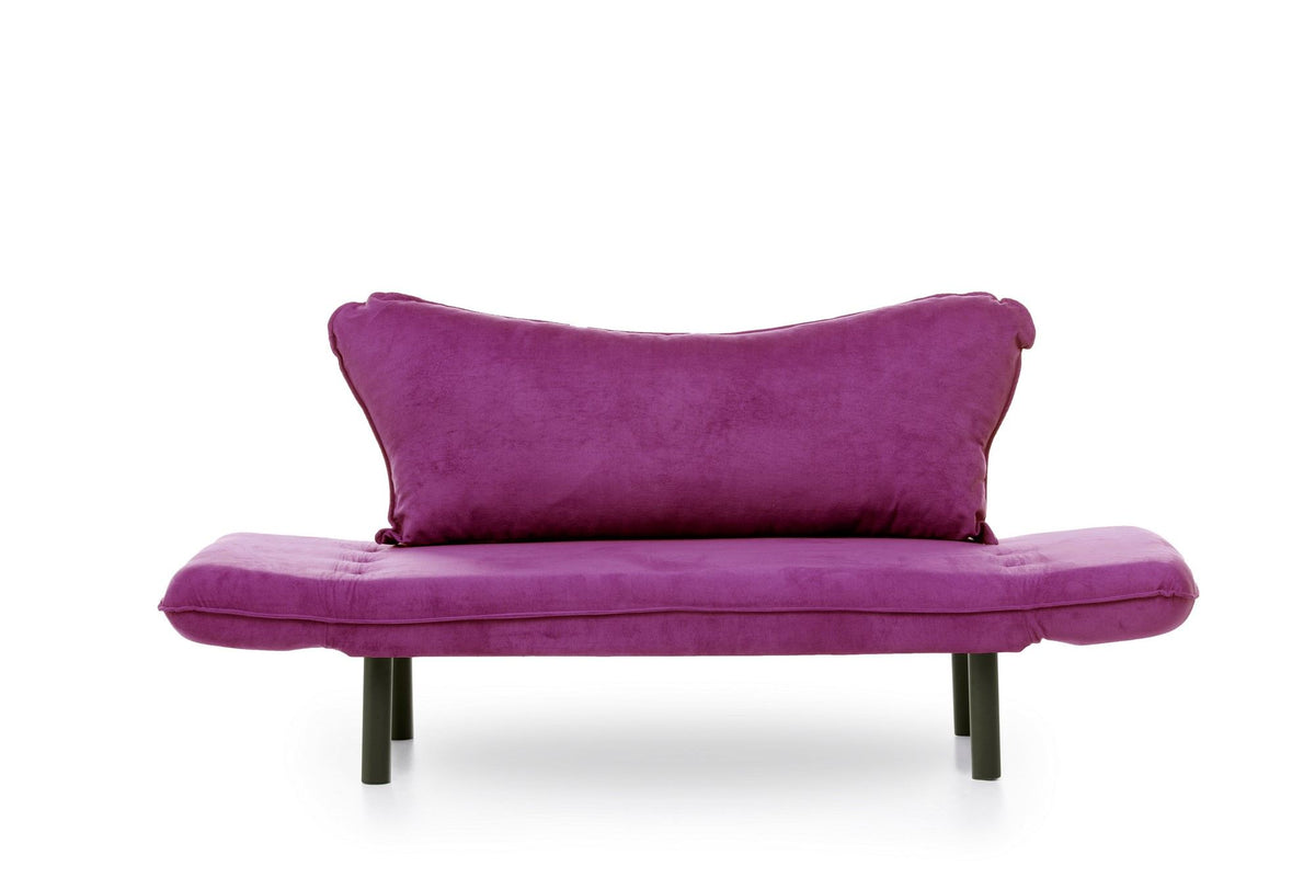 Chatto Bettsofa - Lila in Lila präsentiert im Onlineshop von KAQTU Design AG. Bettsofa ist von Atelier Del Sofa