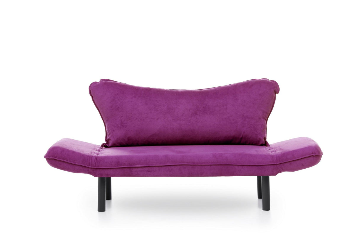 Chatto Bettsofa - Lila in Lila präsentiert im Onlineshop von KAQTU Design AG. Bettsofa ist von Atelier Del Sofa