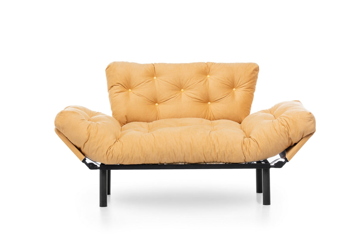 Nitta Bettsofa - Senf in Senf präsentiert im Onlineshop von KAQTU Design AG. Bettsofa ist von Atelier Del Sofa