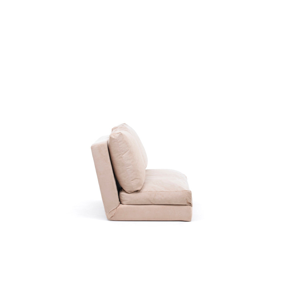 Taida Bettsofa - Sahne in Sahne präsentiert im Onlineshop von KAQTU Design AG. Bettsofa ist von Atelier Del Sofa