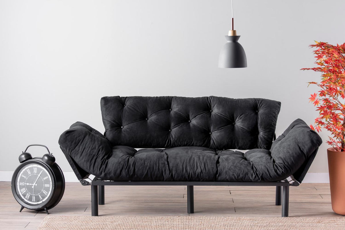 Nitta Triple Bettsofa - Schwarz in Schwarz präsentiert im Onlineshop von KAQTU Design AG. Bettsofa ist von Atelier Del Sofa