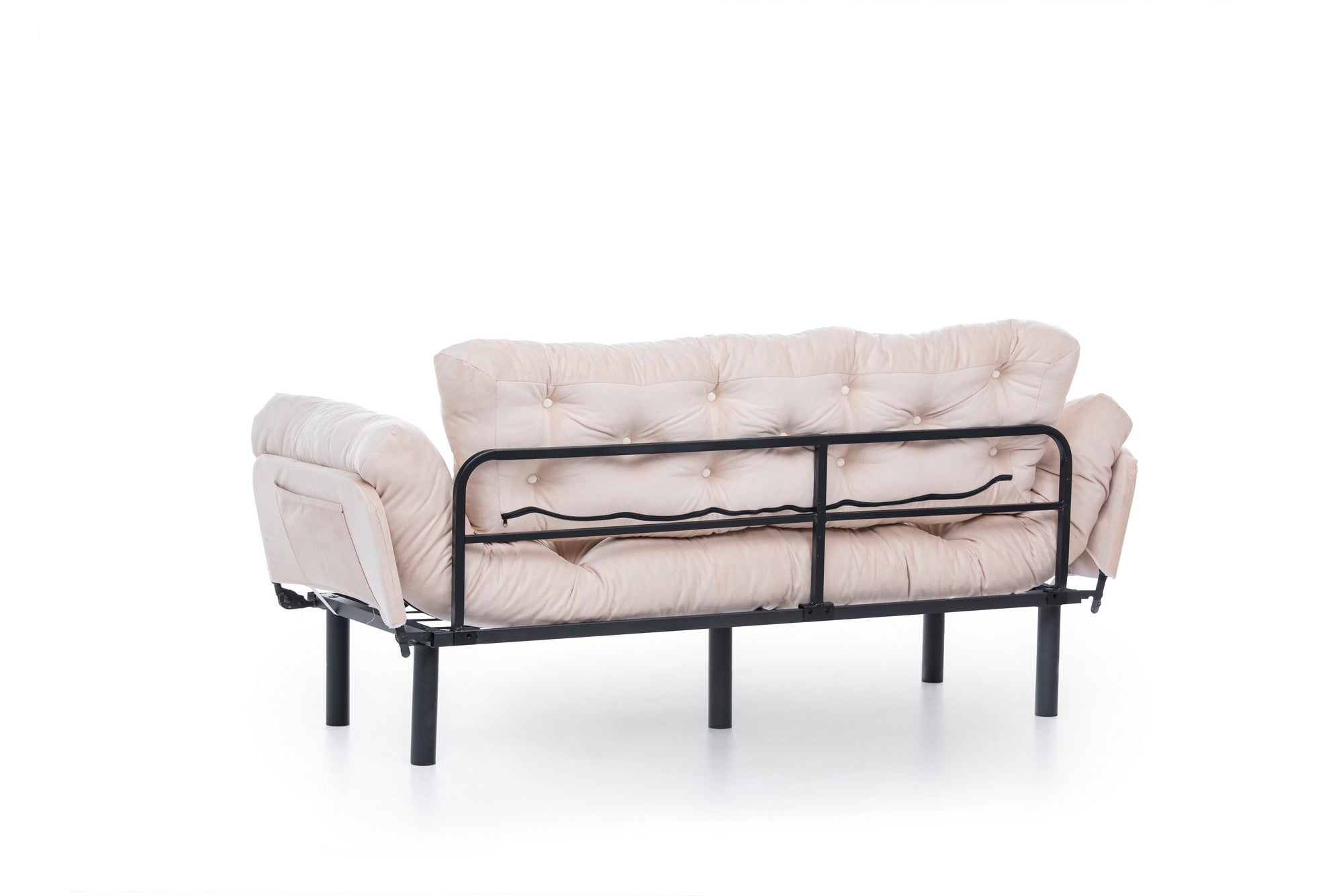 Erleben Sie das Nitta Triple Bettsofa in Sahne von Atelier Del Sofa – ein elegantes 3-Sitzer Schlafsofa, das modernen Stil und höchsten Komfort bietet.