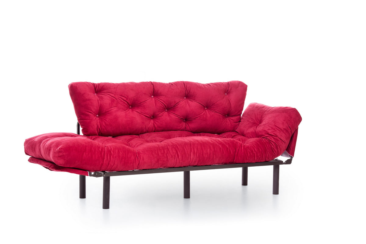 Nitta Triple Bettsofa - Maroons in Maroons präsentiert im Onlineshop von KAQTU Design AG. Bettsofa ist von Atelier Del Sofa