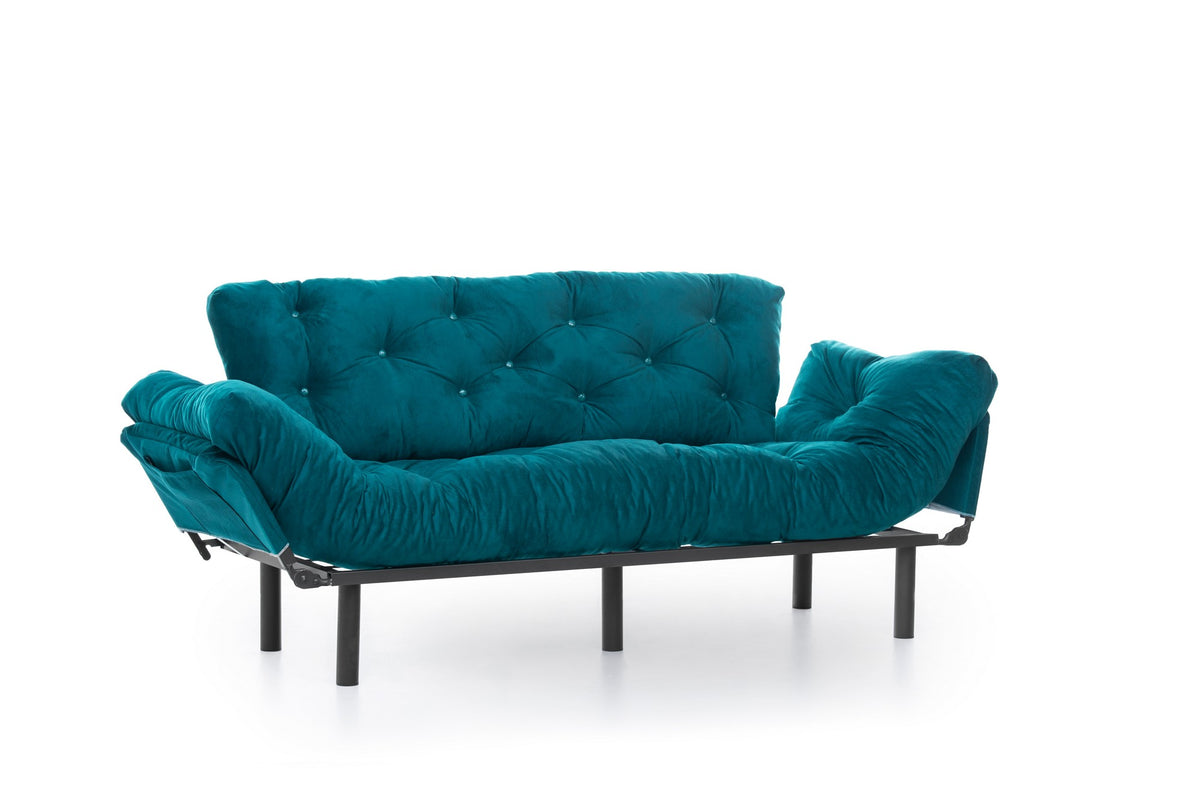 Nitta Triple Bettsofa - Petrolgrün in Petrolgrün präsentiert im Onlineshop von KAQTU Design AG. Bettsofa ist von Atelier Del Sofa