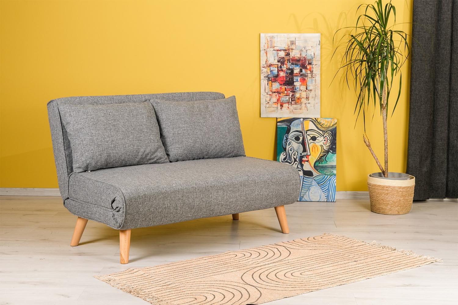 Entdecken Sie das Folde 2 Bettsofa in Hellgrau von Atelier Del Sofa – stilvoll, komfortabel und perfekt für jeden Raum. Ideal für Gäste!