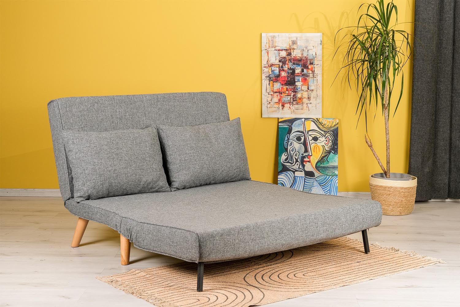Erleben Sie das Folde 2 Bettsofa in elegantem Hellgrau von Atelier Del Sofa – die perfekte Kombination aus Funktionalität und modernem Design für Ihr Zuhause.