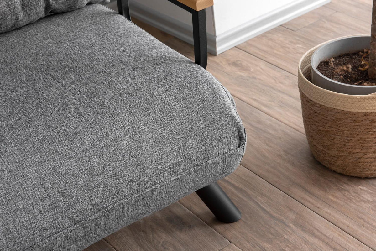 Sando Single Bettsofa - Hellgrau in Hellgrau präsentiert im Onlineshop von KAQTU Design AG. Bettsessel ist von Atelier Del Sofa