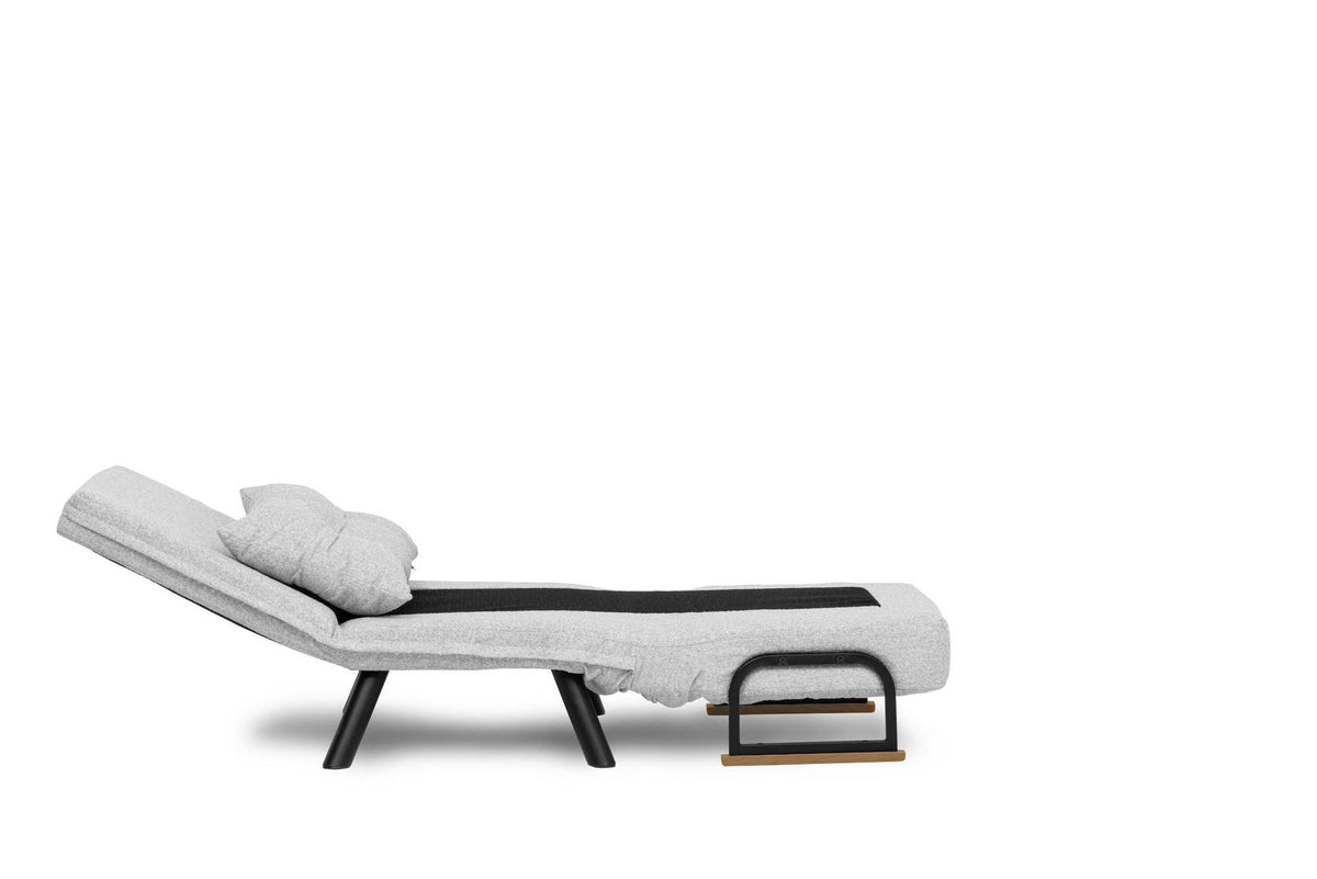 Sando Single Bettsofa - Grau in Grau präsentiert im Onlineshop von KAQTU Design AG. Bettsessel ist von Atelier Del Sofa