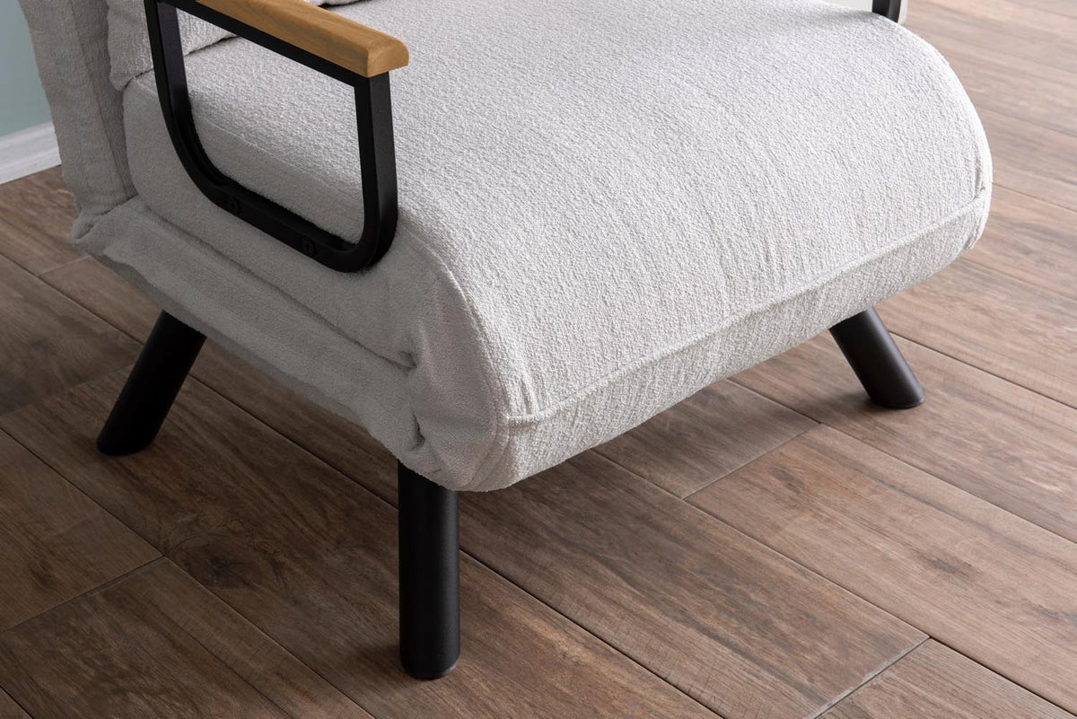 Sando Single Bettsofa - Weiss in Weiss präsentiert im Onlineshop von KAQTU Design AG. Bettsessel ist von Atelier Del Sofa