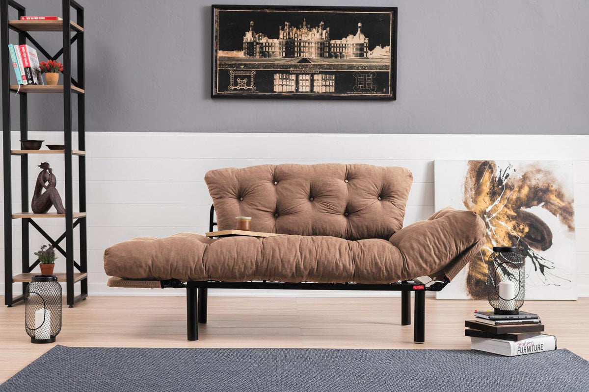 Nitta Bettsofa - Hellbraun in Hellbraun präsentiert im Onlineshop von KAQTU Design AG. Bettsofa ist von Atelier Del Sofa