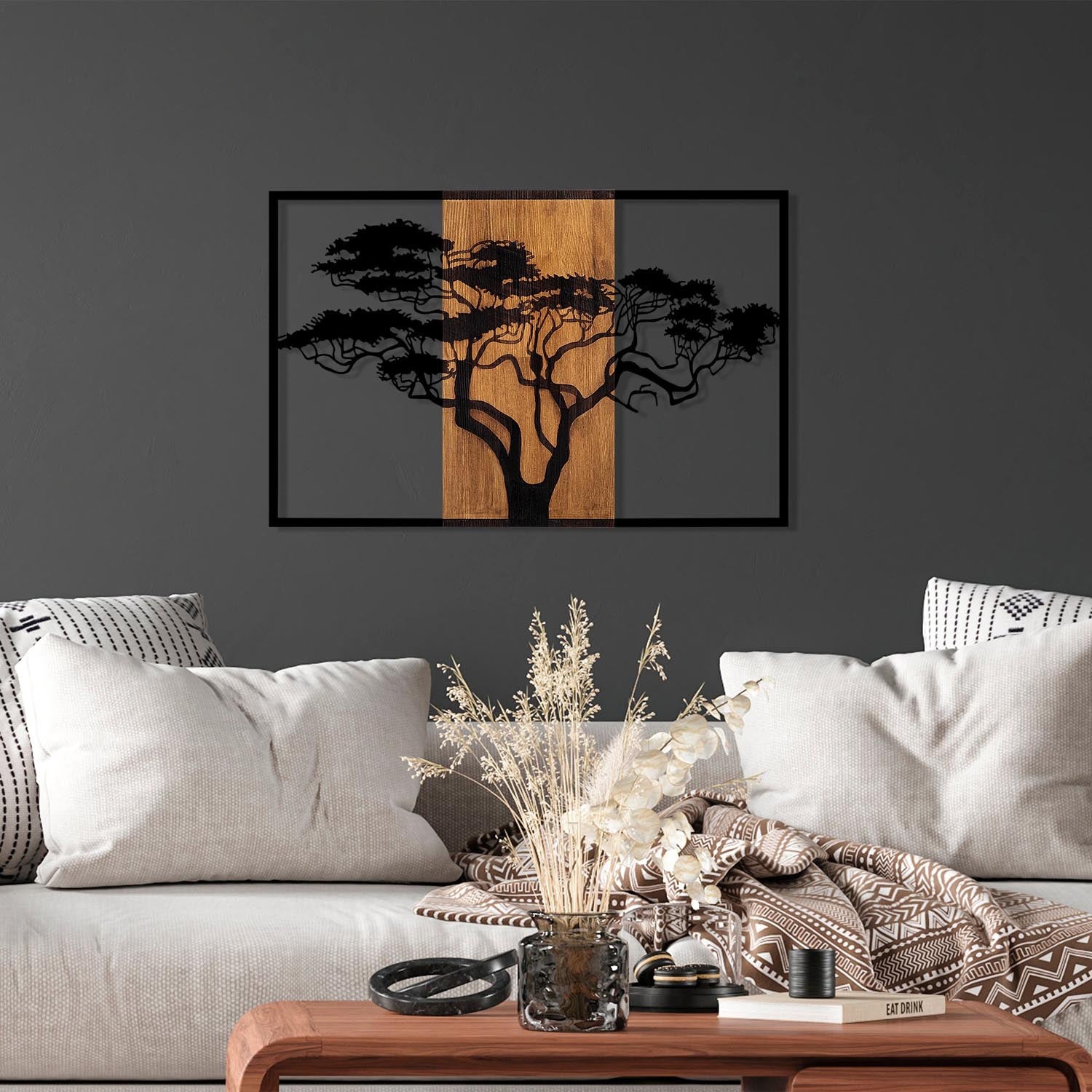 Bringen Sie mit der Acacia Tree Wanddeko in Walnuss Schwarz von Wallity natürliche Schönheit und zeitlose Eleganz in Ihr Zuhause.