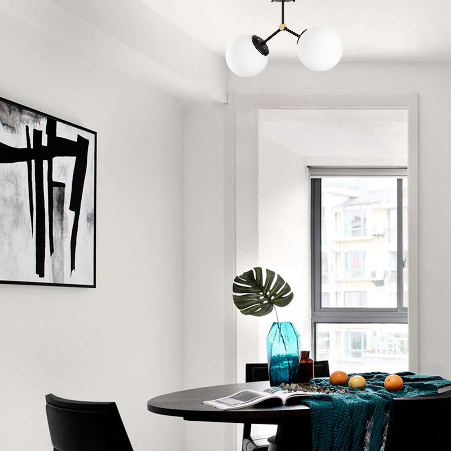 Entdecken Sie die Damar Deckenleuchte in Schwarz-Weiß von Opviq – ein stilvolles Highlight für jeden Raum, das Eleganz und Funktionalität vereint.