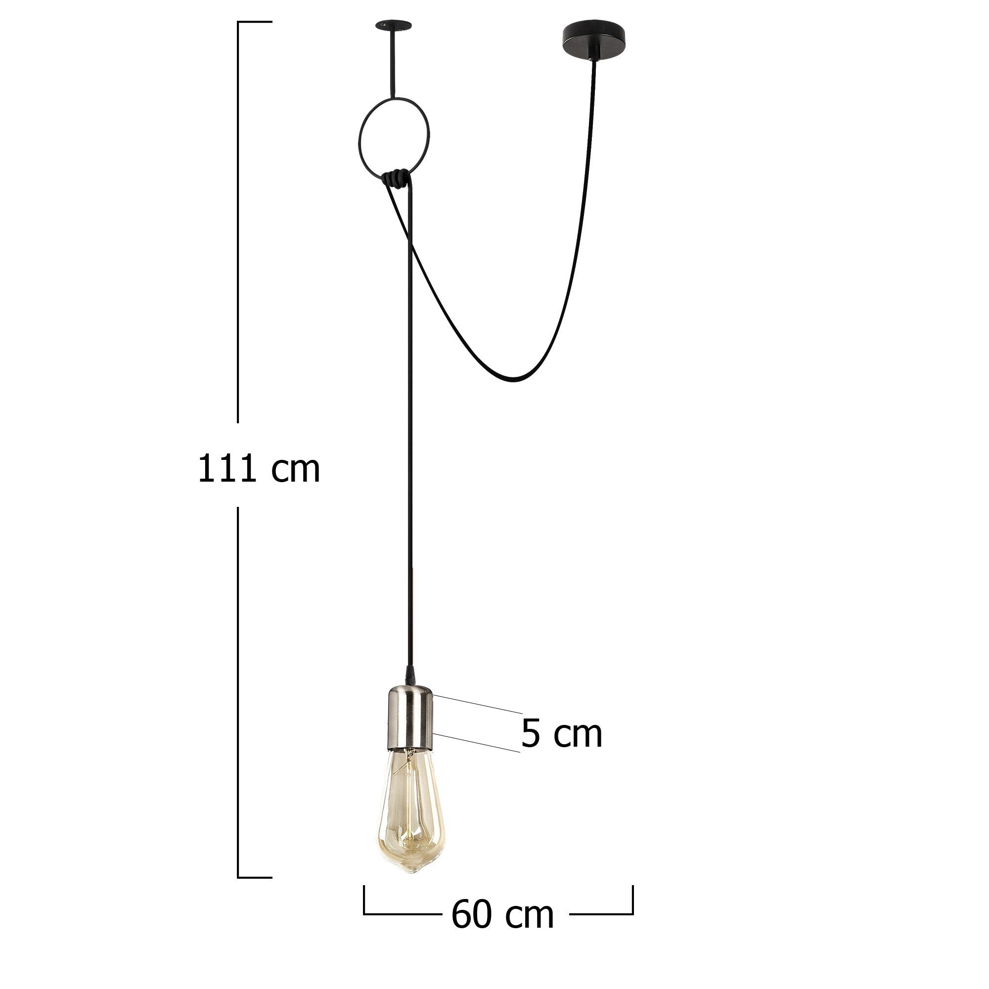 Entdecken Sie die Sırın Pendelleuchte in Schwarz Nickel von Opviq – ein stilvolles Highlight für jedes Zuhause, das Eleganz und Atmosphäre vereint.
