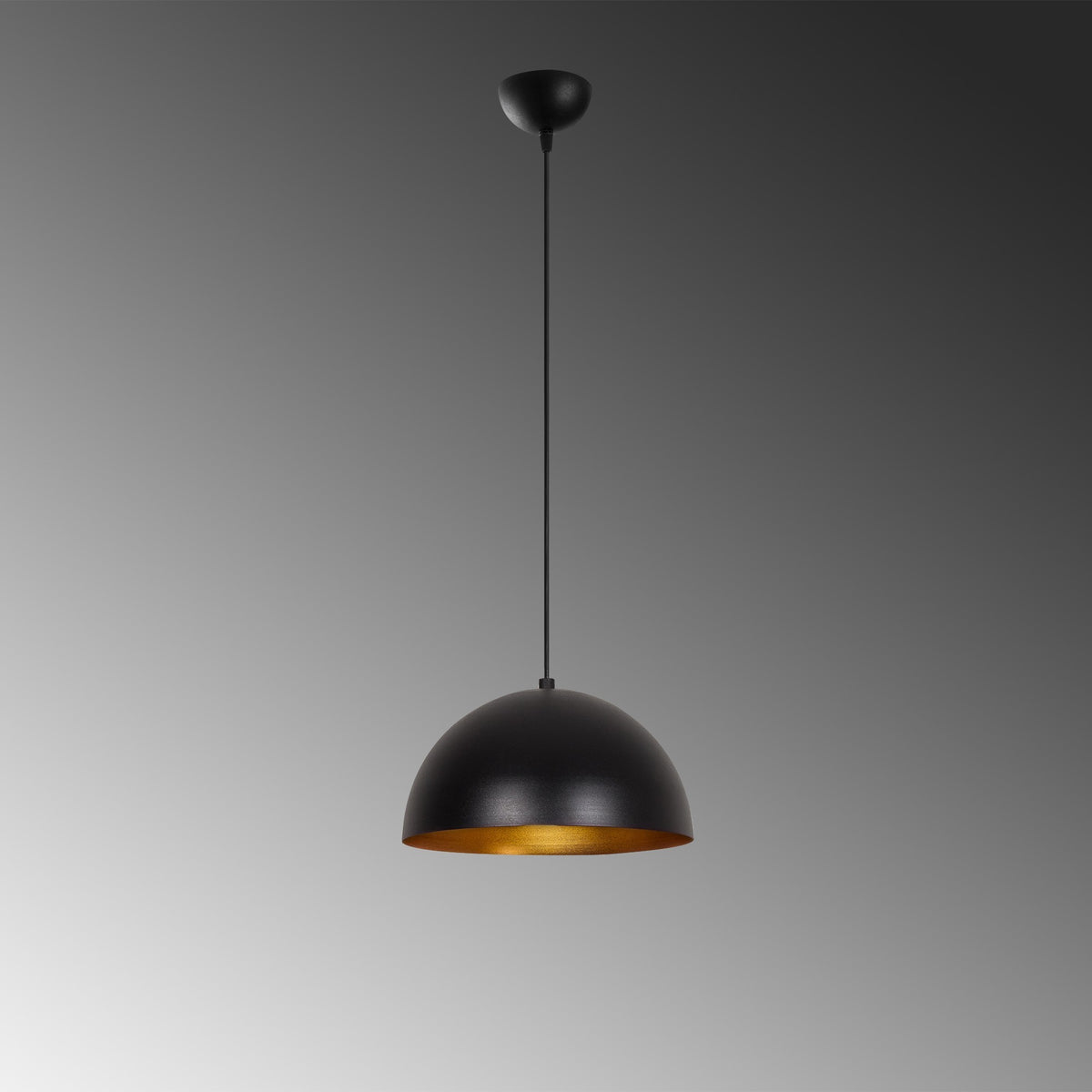 Sivani Pendellampe - Schwarz Gold in Schwarz Gold präsentiert im Onlineshop von KAQTU Design AG. Pendelleuchte ist von Opviq