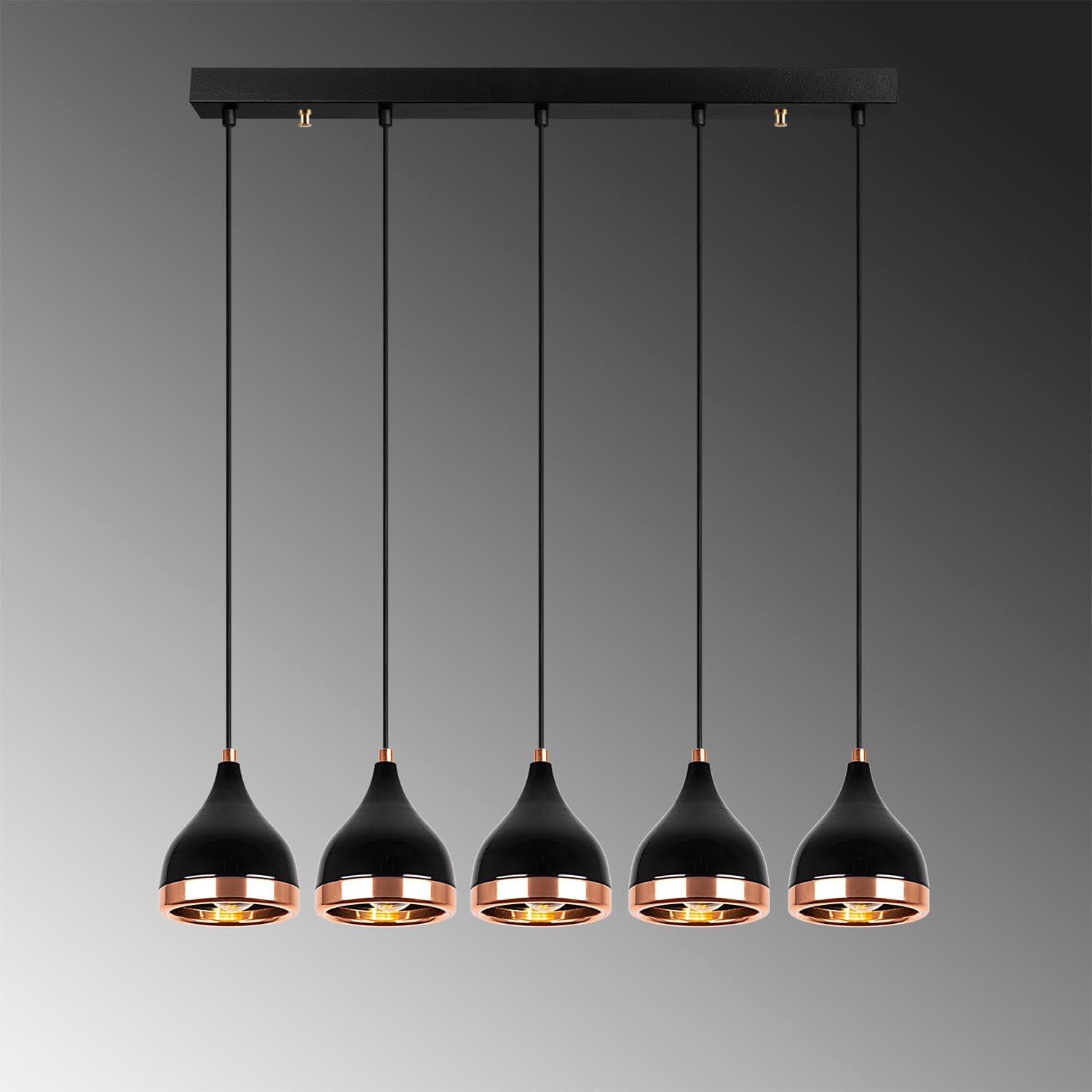 Yıldo Pendellampe - Schwarz
Kupfer in Schwarz / Kupfer präsentiert im Onlineshop von KAQTU Design AG. Pendelleuchte ist von Opviq
