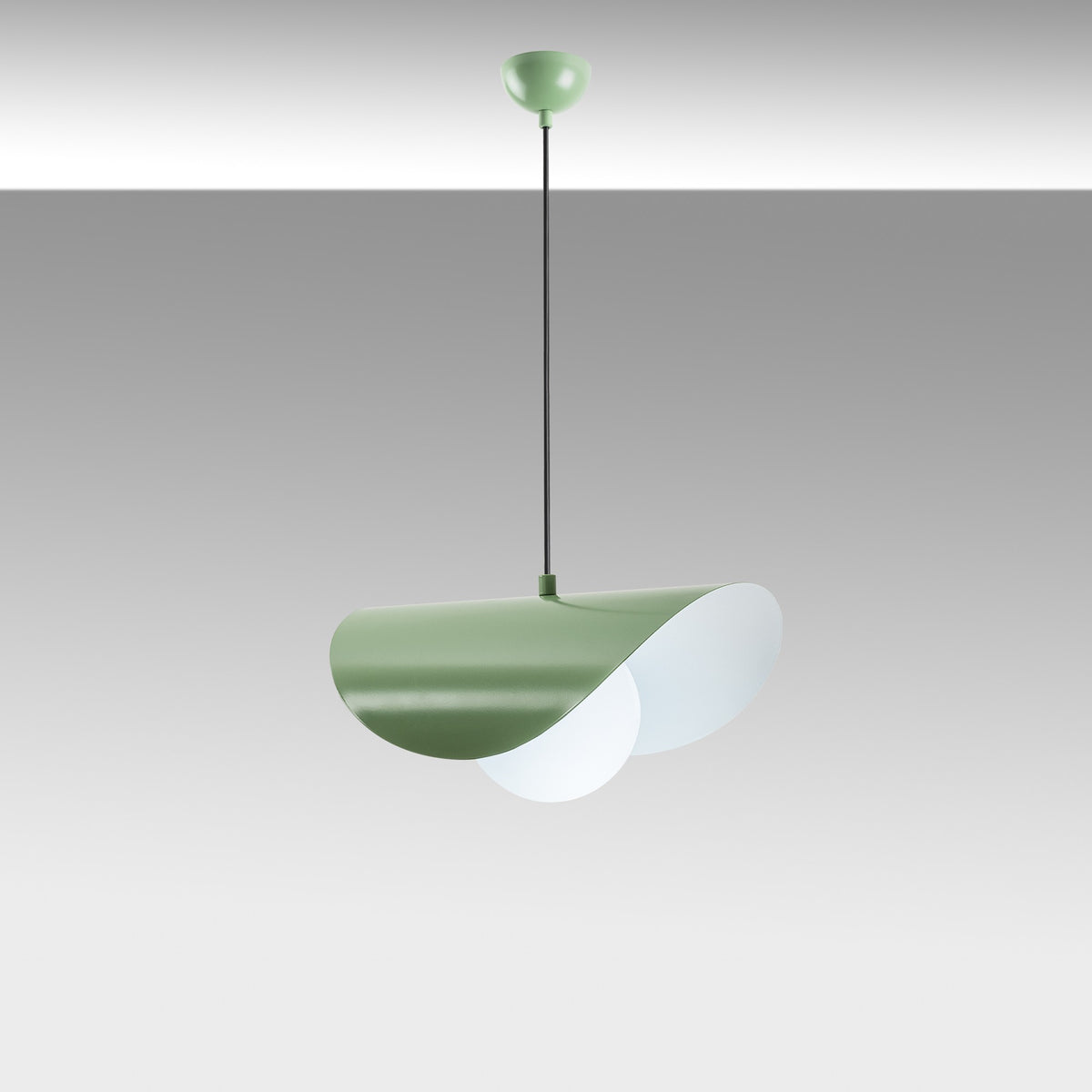 Vatoz Pendellampe - Minze in Minze präsentiert im Onlineshop von KAQTU Design AG. Pendelleuchte ist von Opviq
