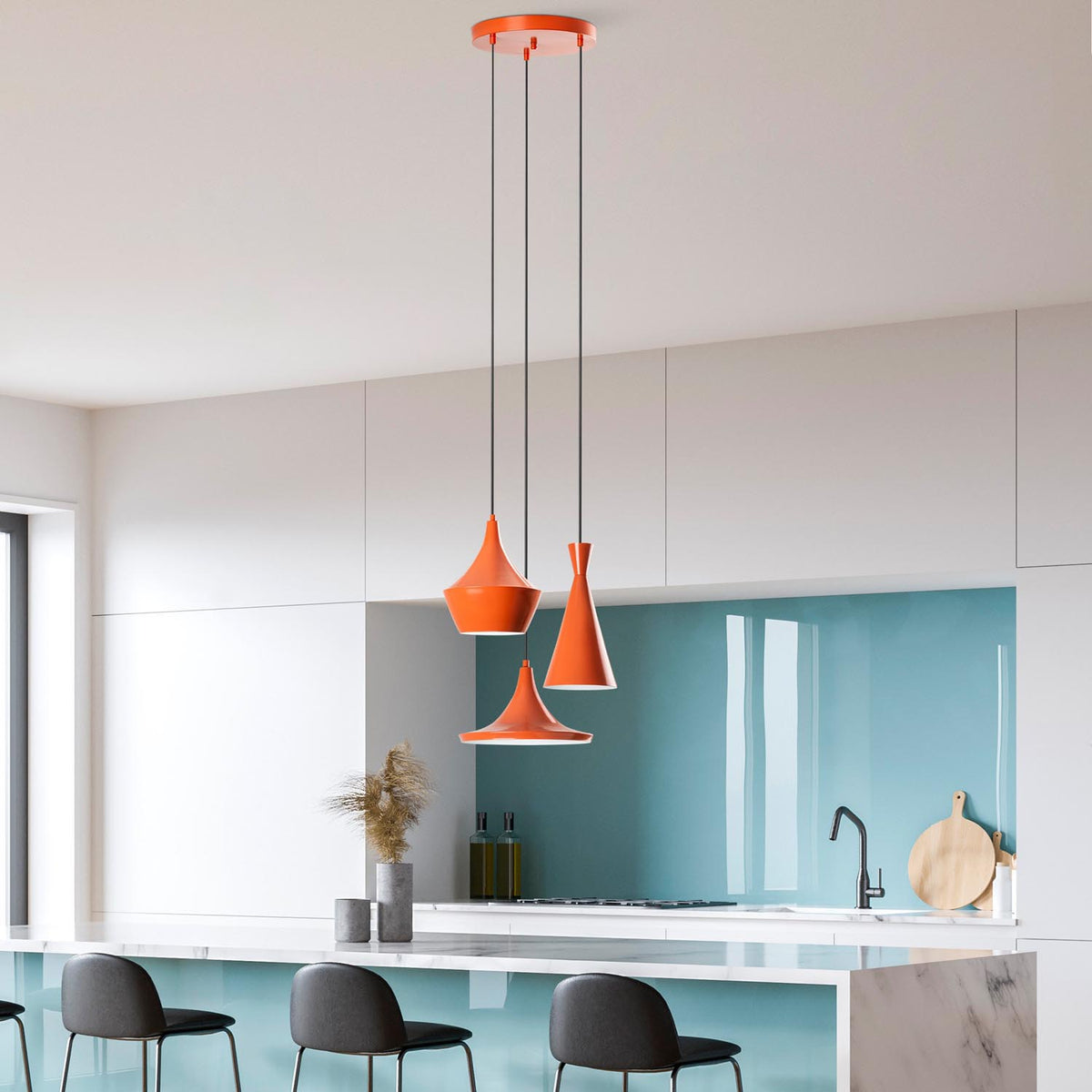 Tom Pendellampe - Orange in Orange präsentiert im Onlineshop von KAQTU Design AG. Pendelleuchte ist von Opviq