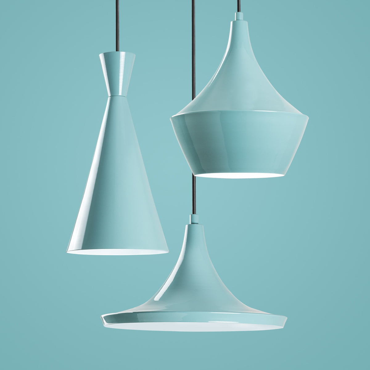 Tom Pendellampe - Türkis in Türkis präsentiert im Onlineshop von KAQTU Design AG. Pendelleuchte ist von Opviq