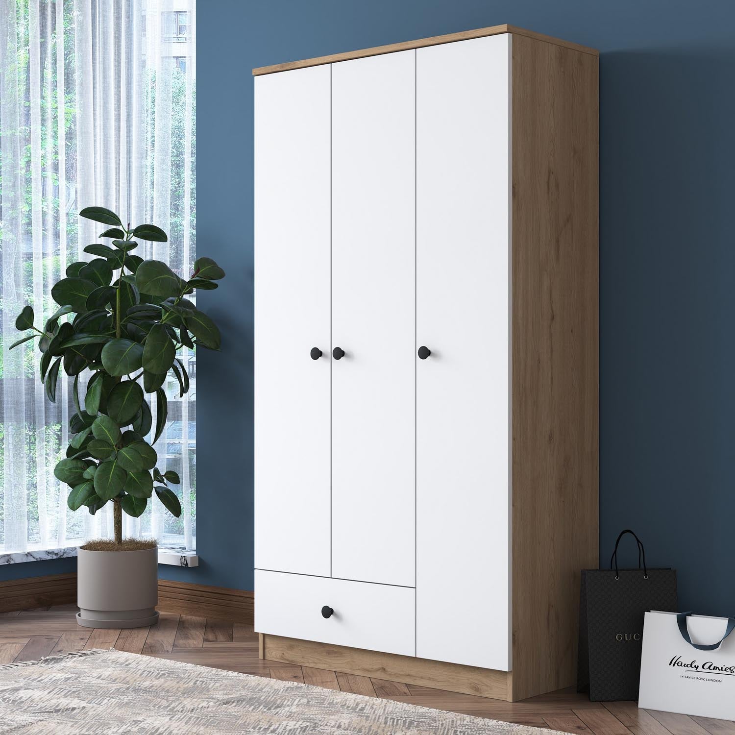 Entdecken Sie die stilvolle BA117 Garderobe in Walnuss und Weiß von Hanah Home. Perfekte Kombination aus Funktionalität und skandinavischem Design.