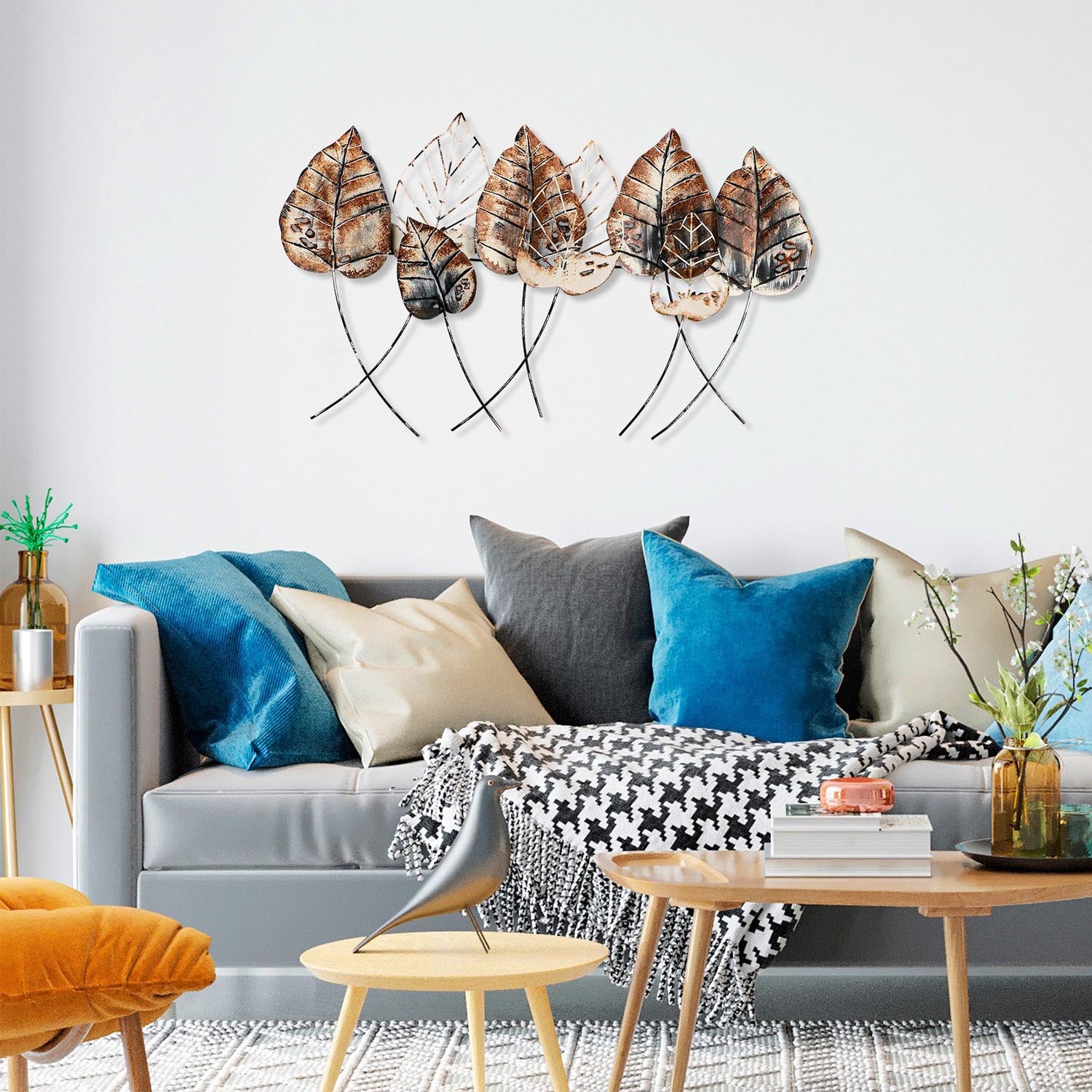 Verleihen Sie Ihrem Zuhause mit der Casting Leaf 2 Wanddeko von Wallity einen eleganten Akzent. Handgefertigt aus robustem Metall, ist sie ein einzigartiges Kunstwerk.