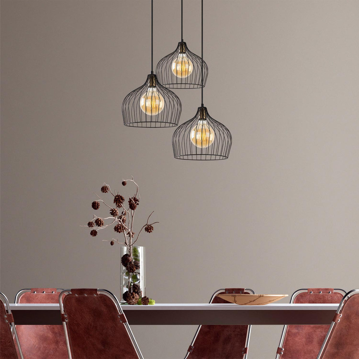Bek Pendellampe - Schwarz Antiquität in Schwarz Antiquität präsentiert im Onlineshop von KAQTU Design AG. Pendelleuchte ist von Opviq