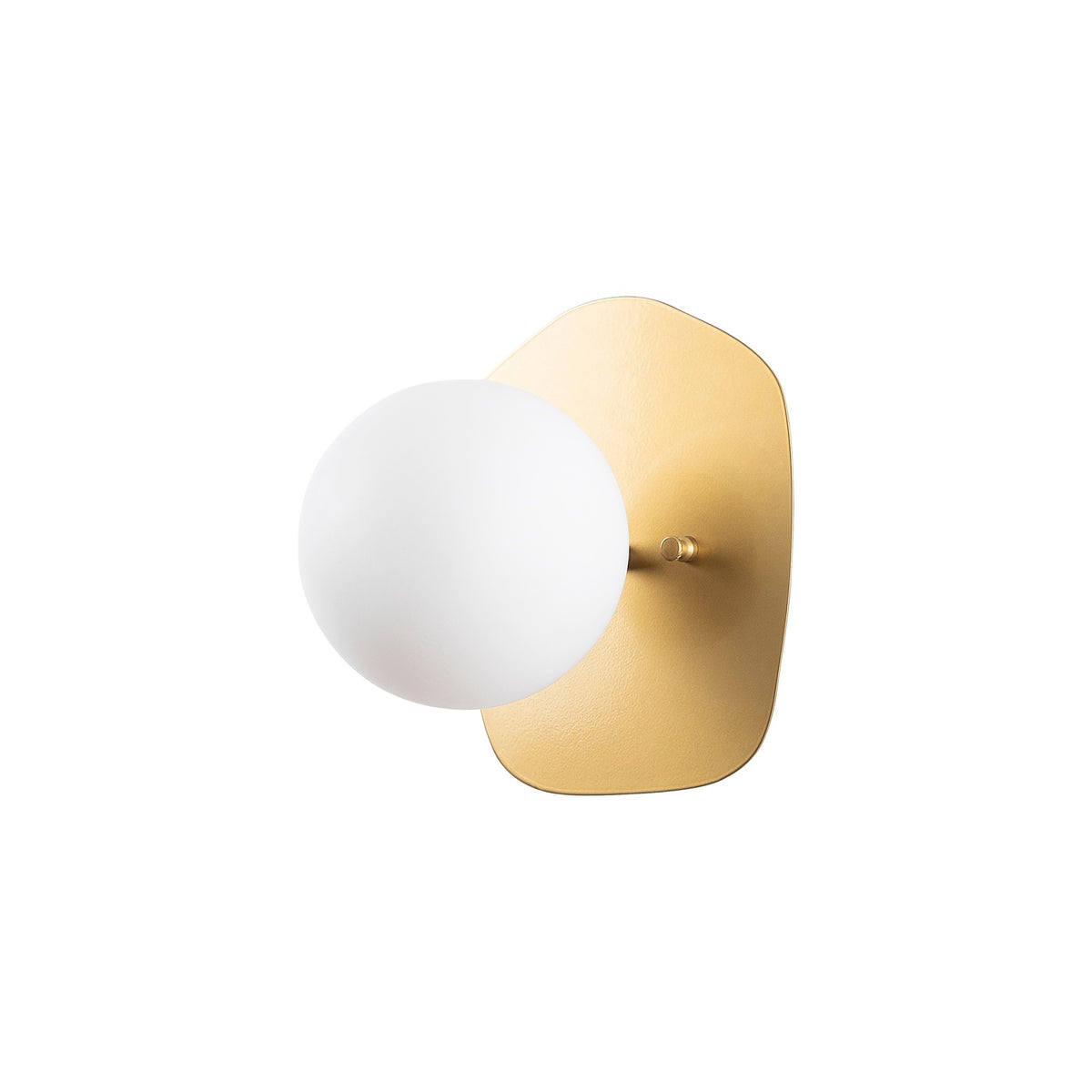 Well Wandleuchte - Gold in Gold präsentiert im Onlineshop von KAQTU Design AG. Wandleuchte ist von Opviq