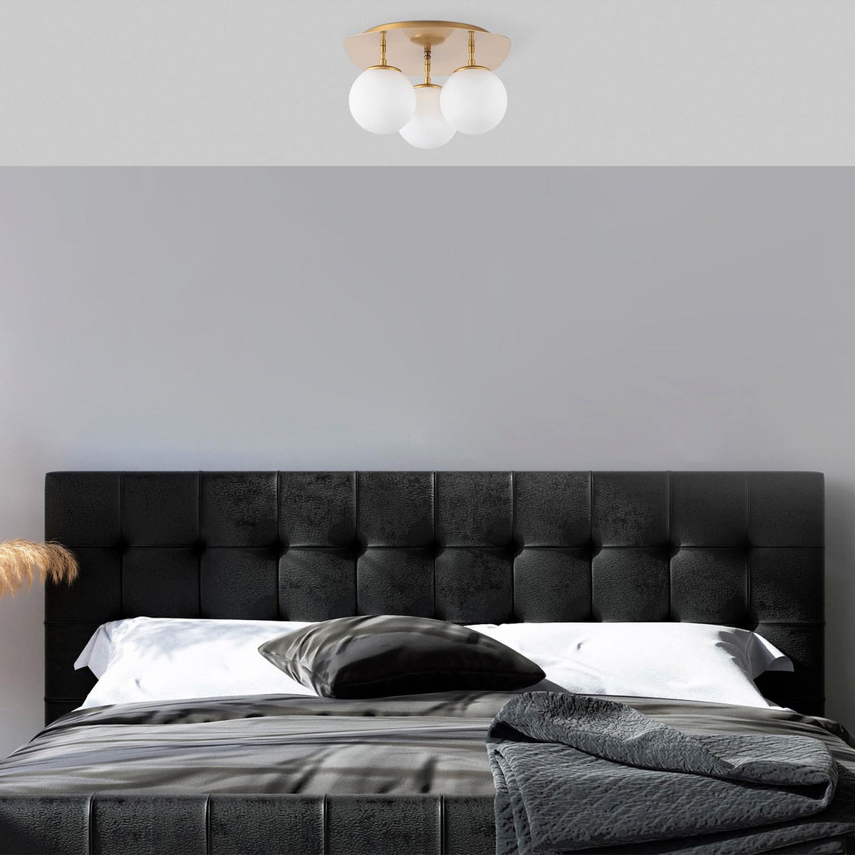 Well Deckenlampe - Gold in Gold präsentiert im Onlineshop von KAQTU Design AG. Deckenleuchte ist von Opviq