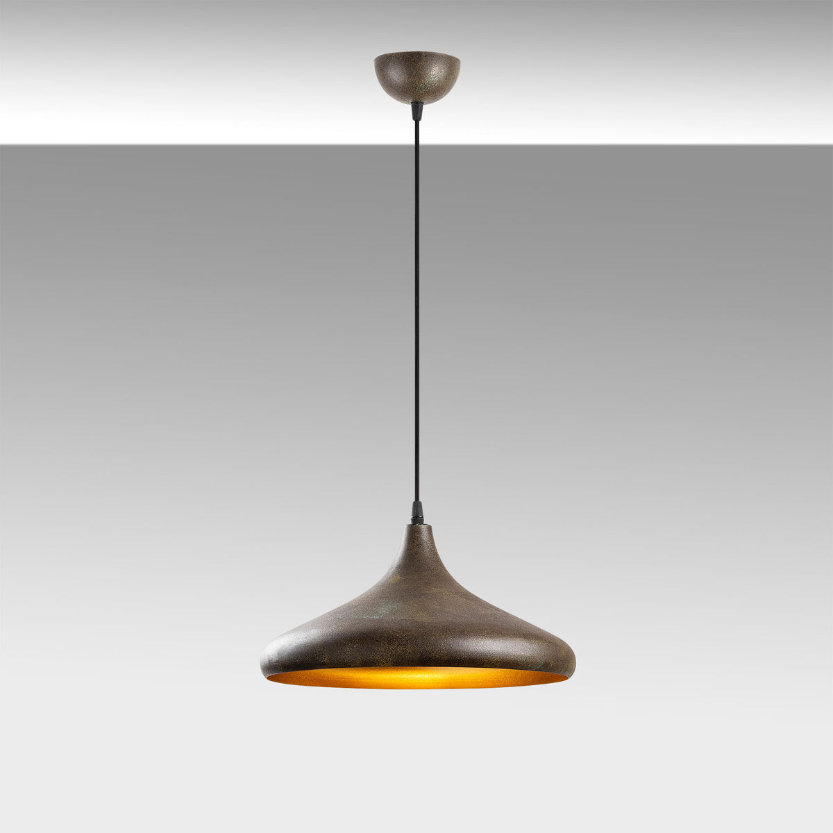 Barek Pendellampe - Patina in Patina präsentiert im Onlineshop von KAQTU Design AG. Pendelleuchte ist von Opviq