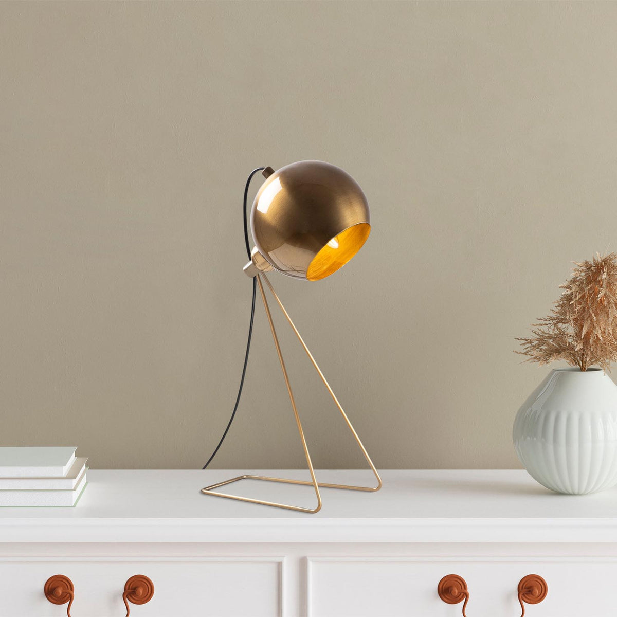 Mixed Tischleuchte - Vintage in Vintage präsentiert im Onlineshop von KAQTU Design AG. Tischleuchte ist von Opviq