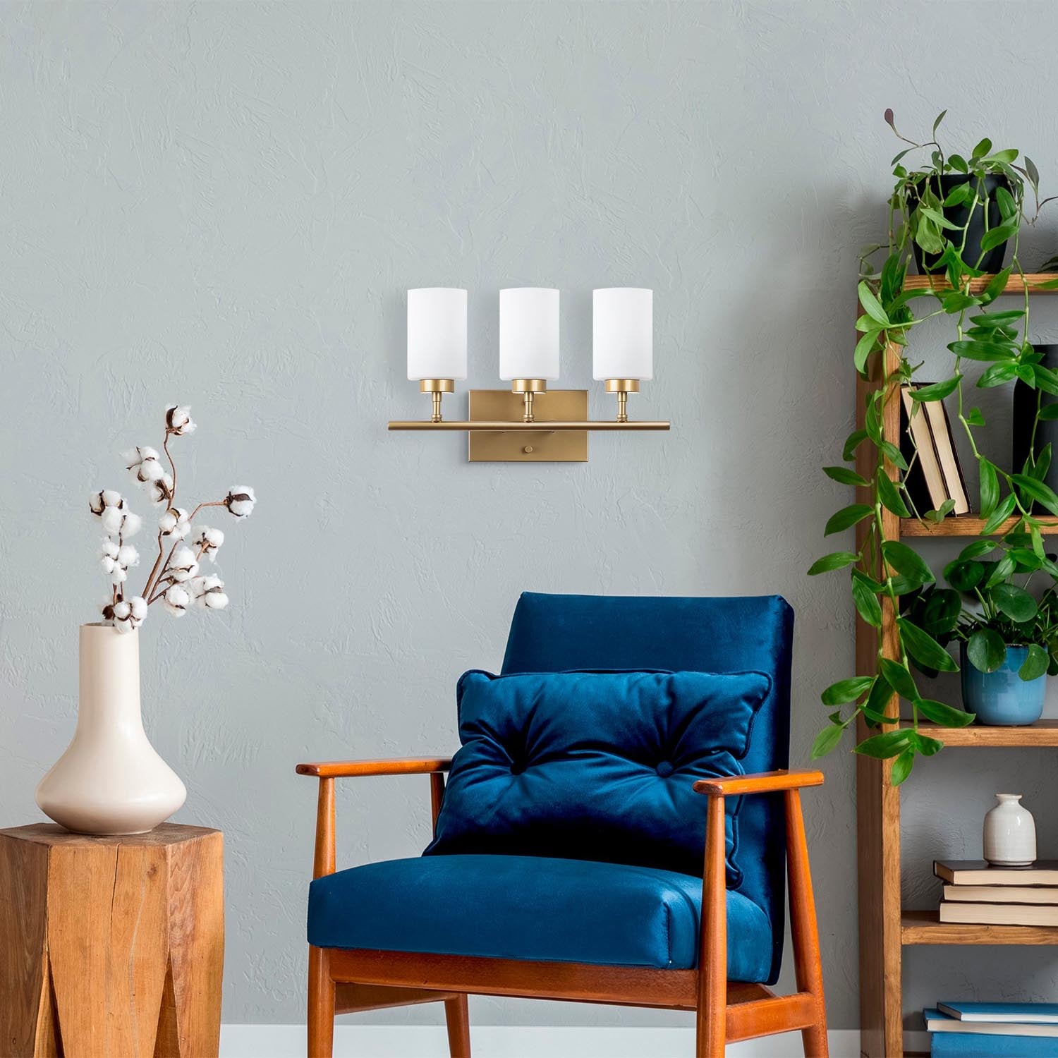 Elegante Yensuk Wandleuchte in Gold von Opviq: Verleihen Sie Ihrem Zuhause mit dieser stilvollen Lampe einen Hauch von Luxus und Gemütlichkeit.