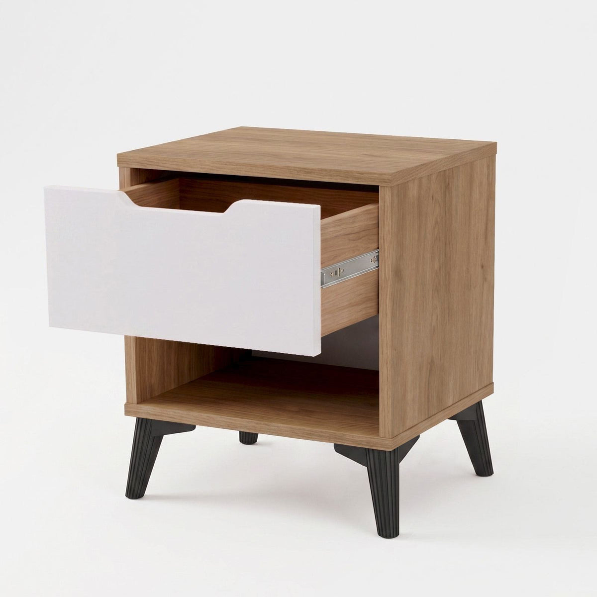 Nachttisch Vel3-Sw von Hanah Home in Eiche/Weiss aus melaminbeschichteter Spanplatte, mit offenem Regal und Kunststoffbeinen, Ansicht seitlich.