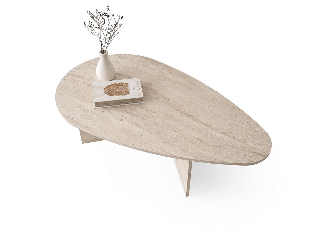 Couchtisch Flap in Travertin-Optik mit rechteckiger Tischplatte aus melaminbeschichteter Spanplatte und schlichten Spanplattenbeinen, Hanah Home.