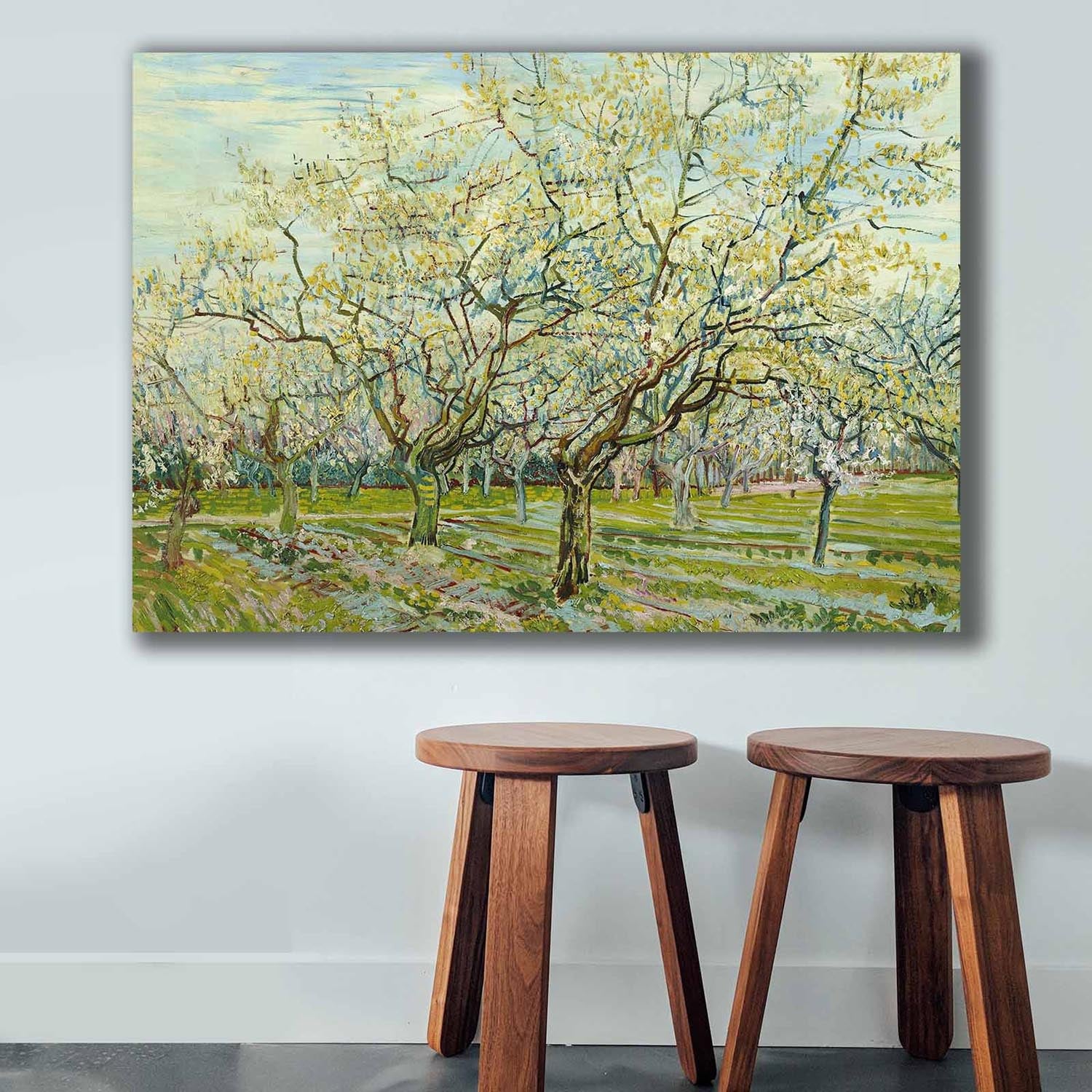 Entdecken Sie das beeindruckende Leinwandbild von Vincent van Gogh in Mehrfarbig. Perfekt für jeden Raum, bringt es Farbe und Eleganz in Ihr Zuhause.