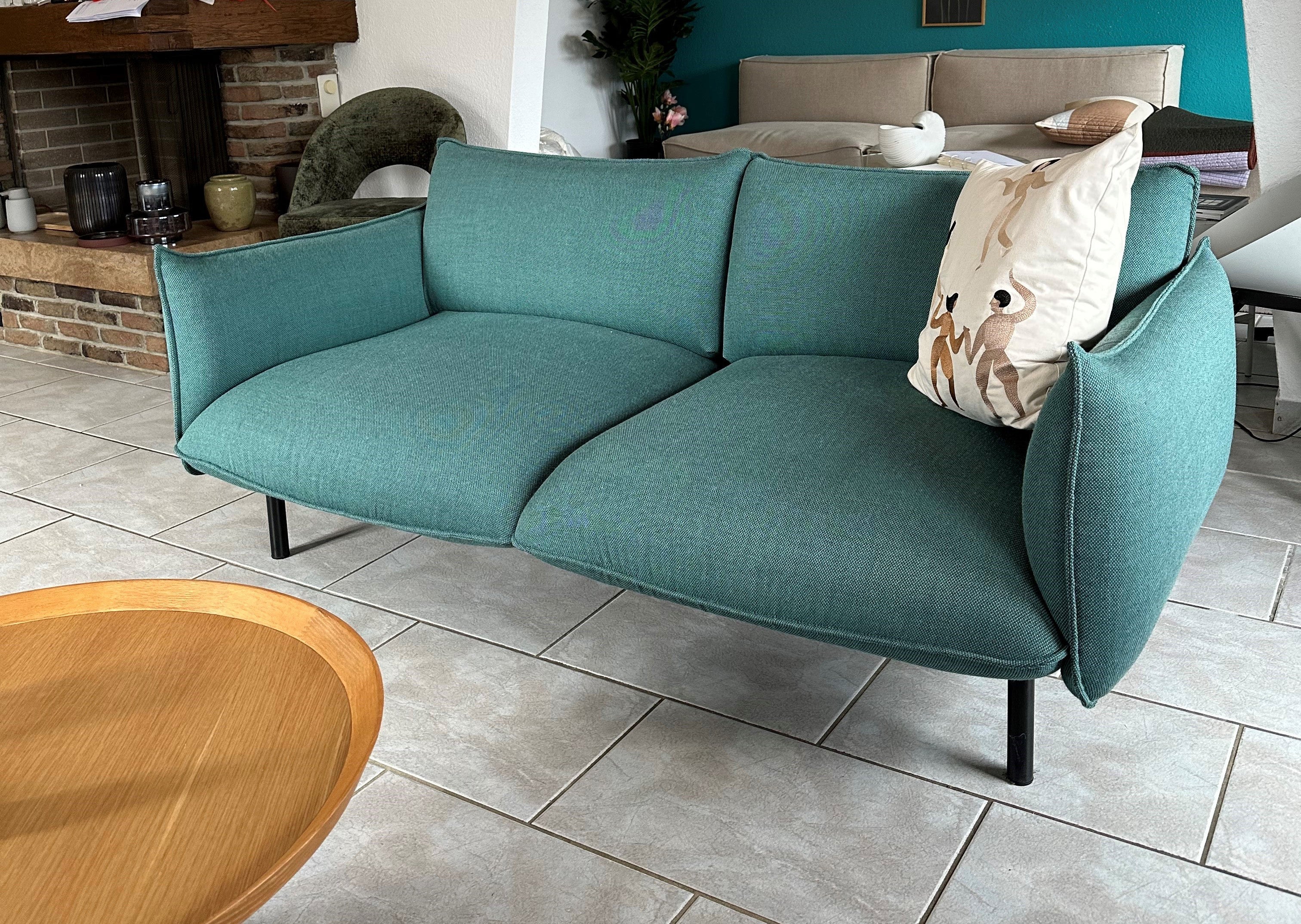 Zweiersofa Ark Modular - modernes skandinavisches Design, Ausstellungsstück in neutralem Farbton.