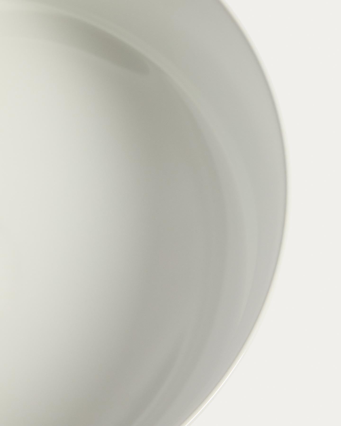 Aufsatzwaschbecken Ovara aus weiß glasierter Keramik Ø 36 cm in Weiß präsentiert im Onlineshop von KAQTU Design AG. Badzubehör ist von Kave Home