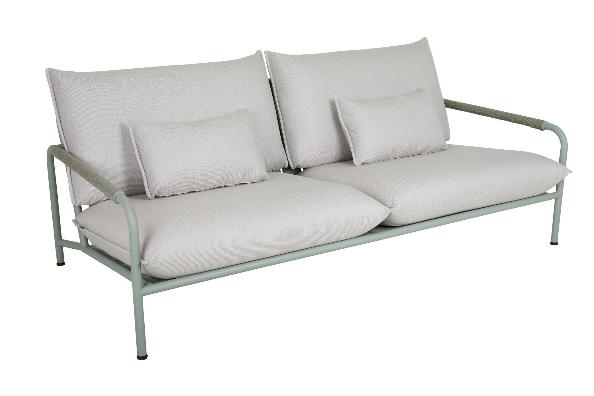 2.5-Sitzer Lerberget grün in präsentiert im Onlineshop von KAQTU Design AG. Lounge Sofa ist von Be Garden