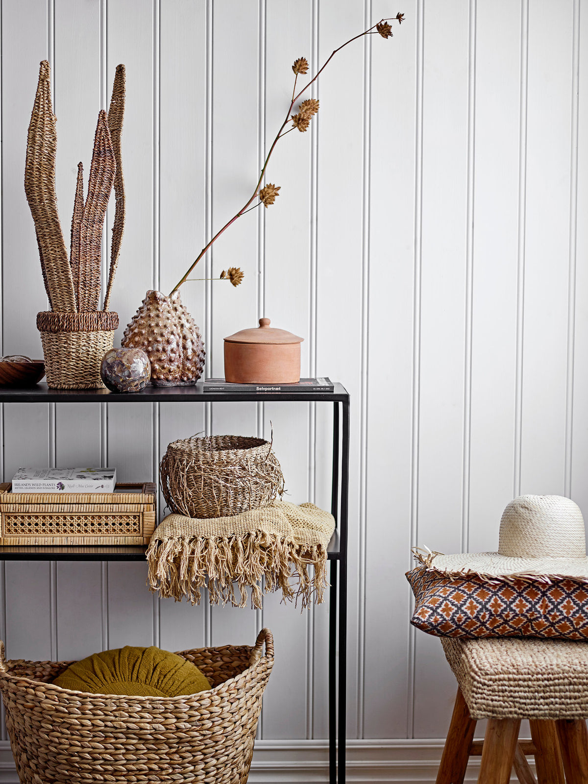 Lally Box w/Lid, Nature, Rattan in Nature präsentiert im Onlineshop von KAQTU Design AG. Aufbewahrungsboxen ist von Bloomingville