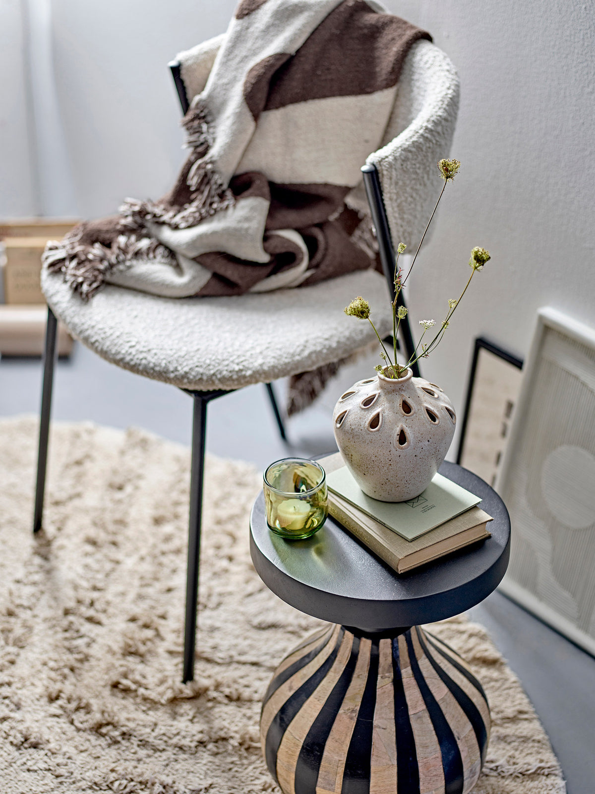 Idalina Teelichthalter, Grün, Glas in Green präsentiert im Onlineshop von KAQTU Design AG. Teelichthalter ist von Bloomingville