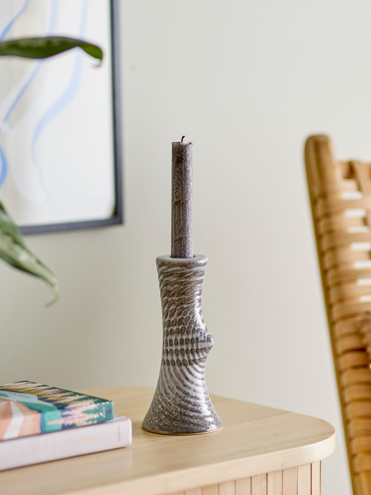 Raheem Kerzenhalter, Grau, Steingut in Grey präsentiert im Onlineshop von KAQTU Design AG. Kerzenständer ist von Bloomingville