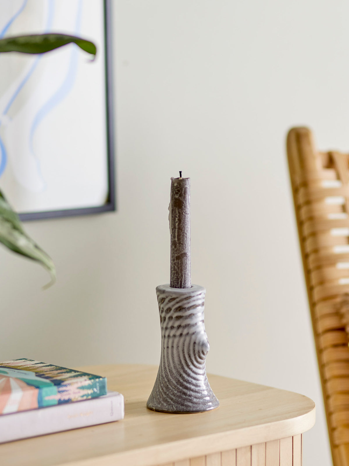 Raheem Kerzenhalter, Grau, Steingut in Grey präsentiert im Onlineshop von KAQTU Design AG. Kerzenständer ist von Bloomingville