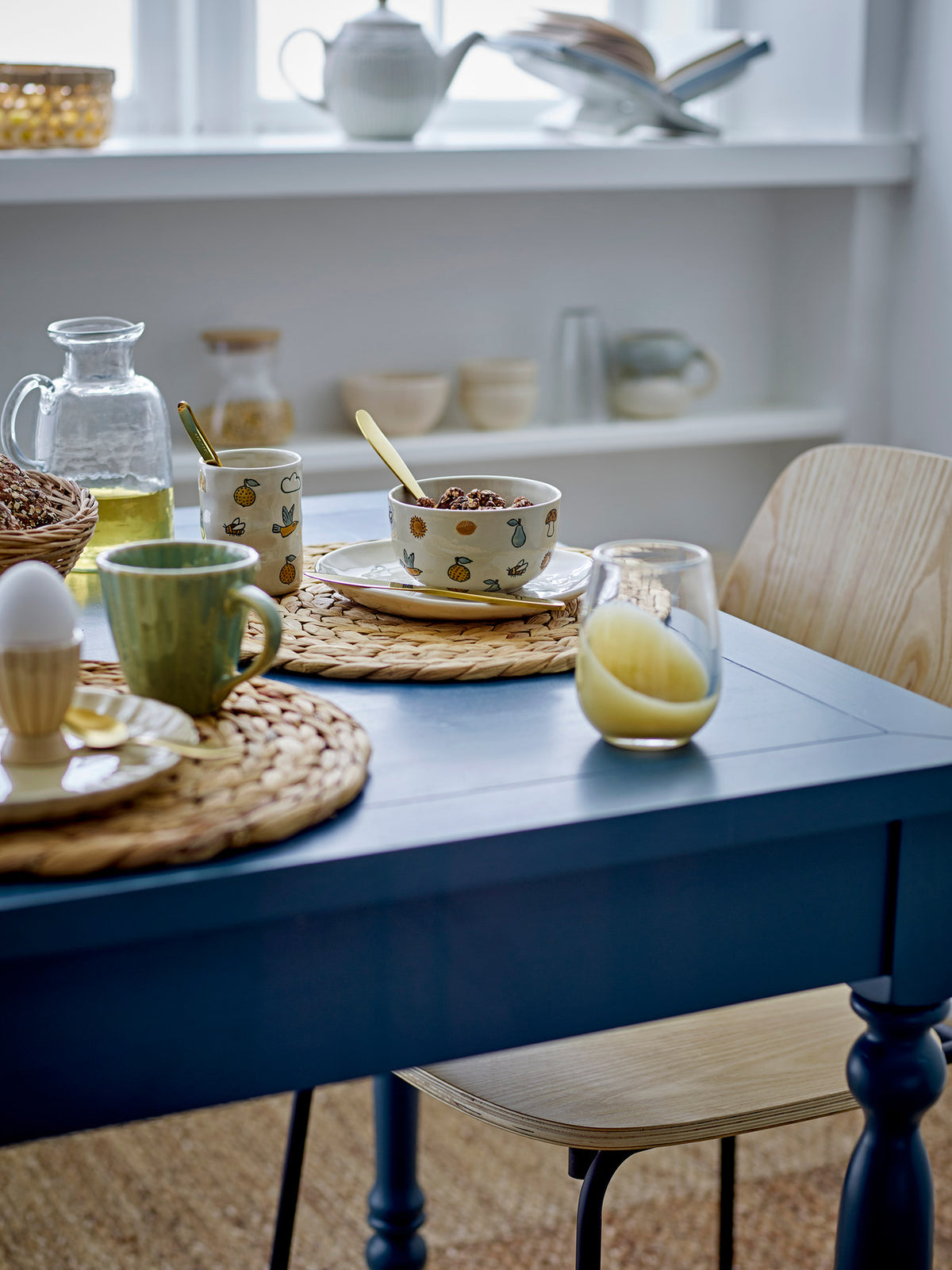 Agnes Geschirr-Set, Weiss, Steingut in Weiß präsentiert im Onlineshop von KAQTU Design AG. Geschirrset ist von Bloomingville Mini
