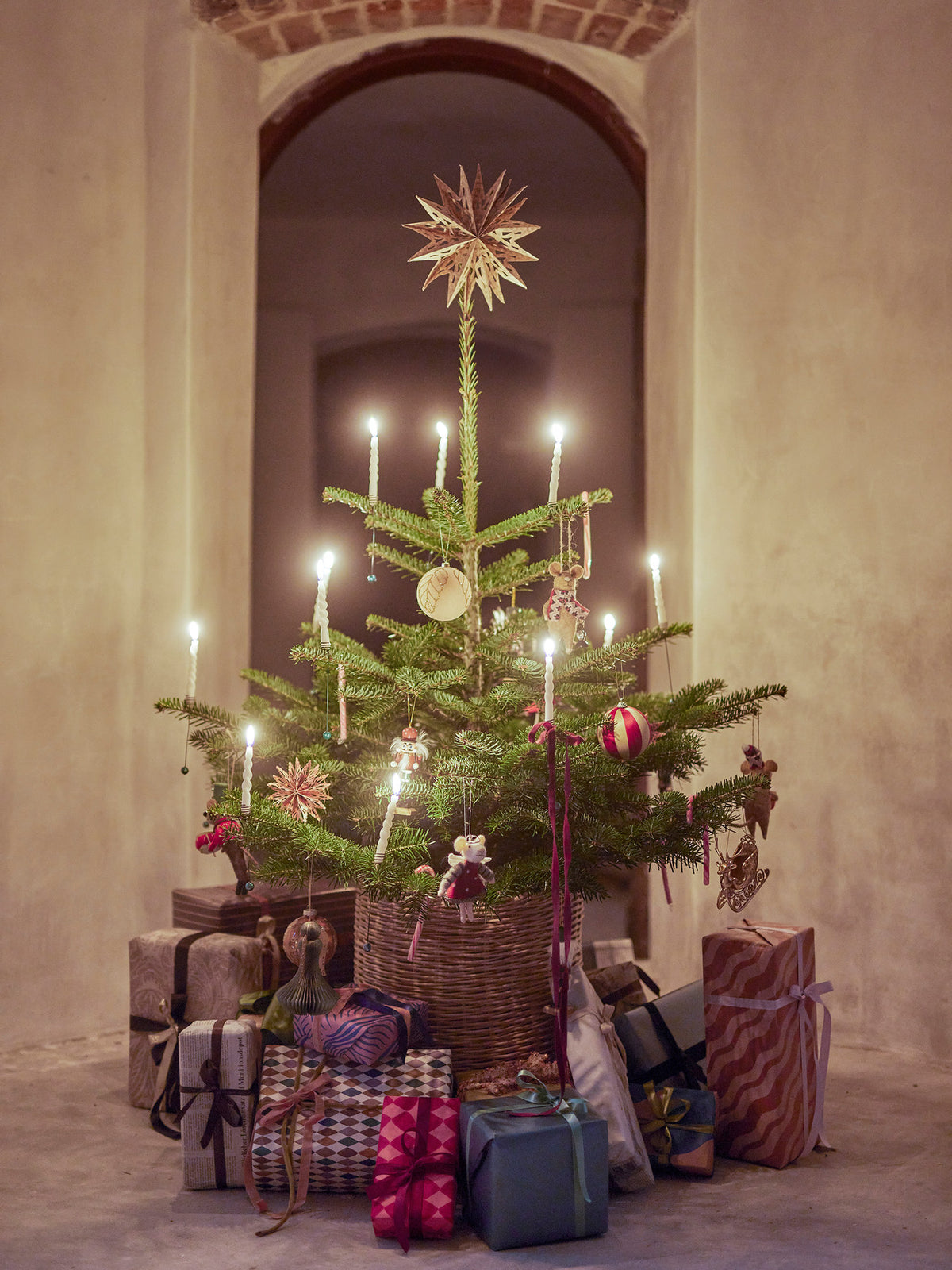 Peo Ornament, Braun, Wolle in Braun präsentiert im Onlineshop von KAQTU Design AG. Ornament ist von Bloomingville