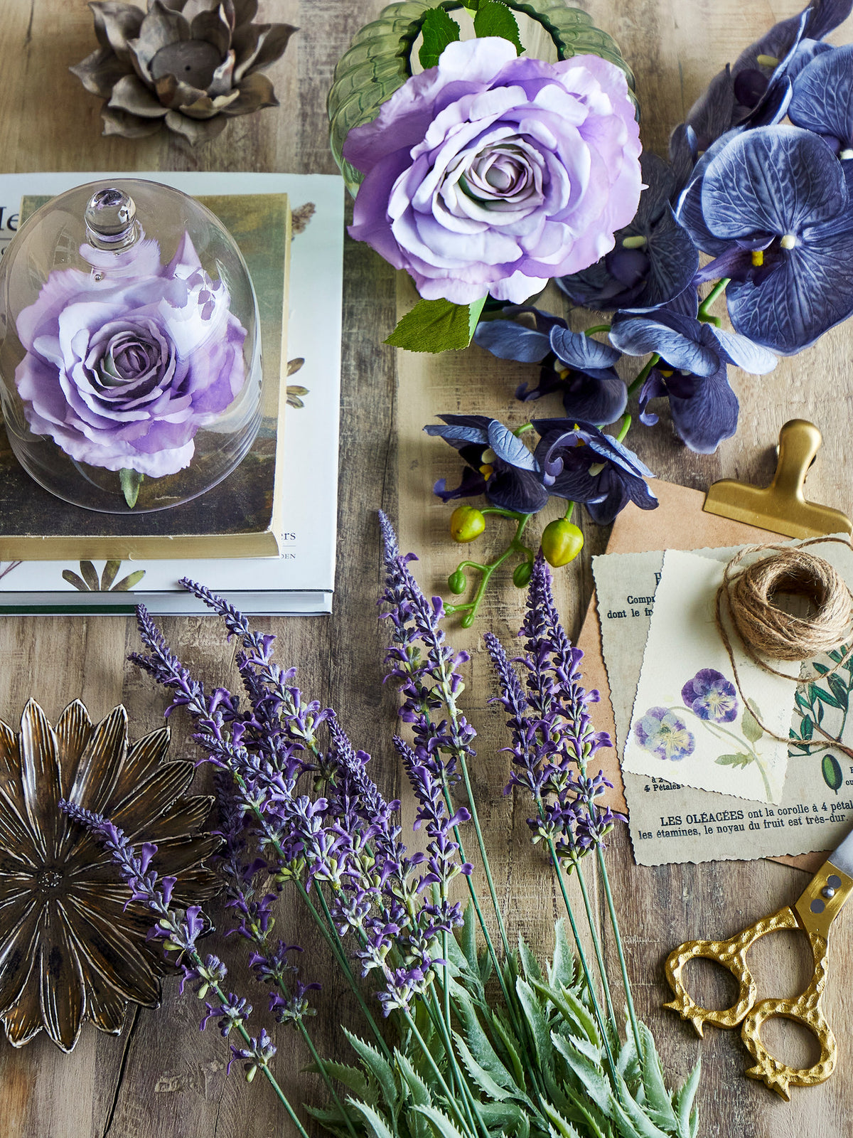 Rose Stiel, Violett, Künstliche Blumen in Lila präsentiert im Onlineshop von KAQTU Design AG. Kunstblume ist von Bloomingville