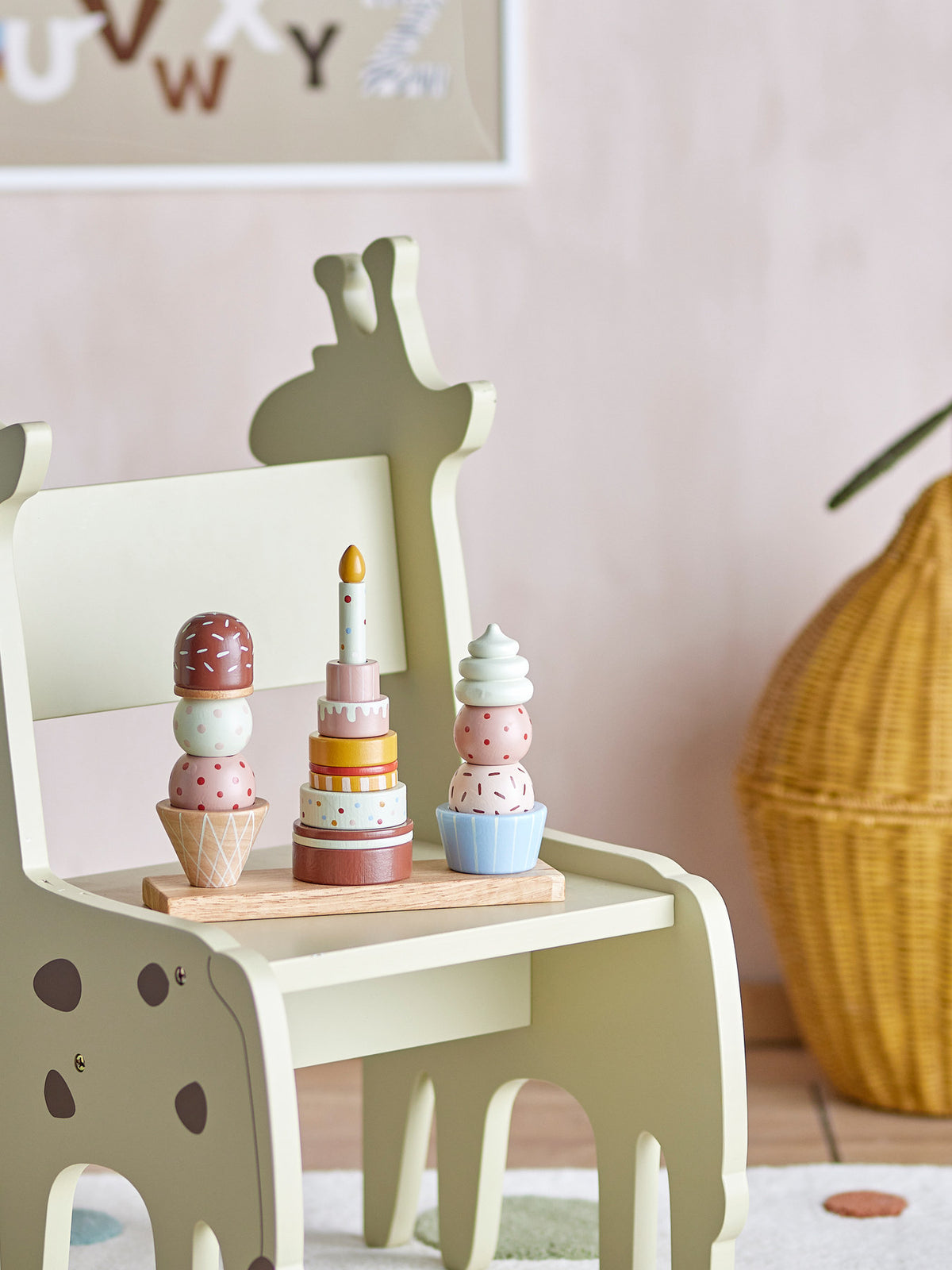 Celebrate Aktivitätsspielzeug, Natur, FSC®100%, Buche in Natur präsentiert im Onlineshop von KAQTU Design AG. Spielzeug ist von Bloomingville Mini